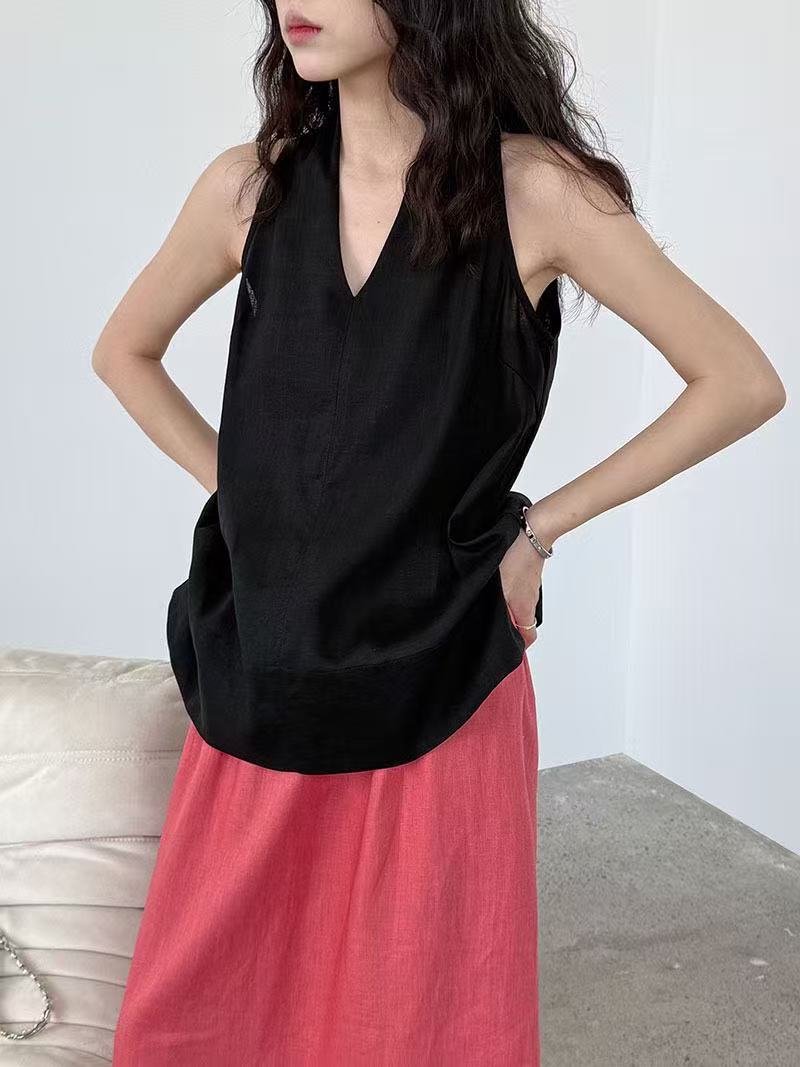 Minimalist Linen Top