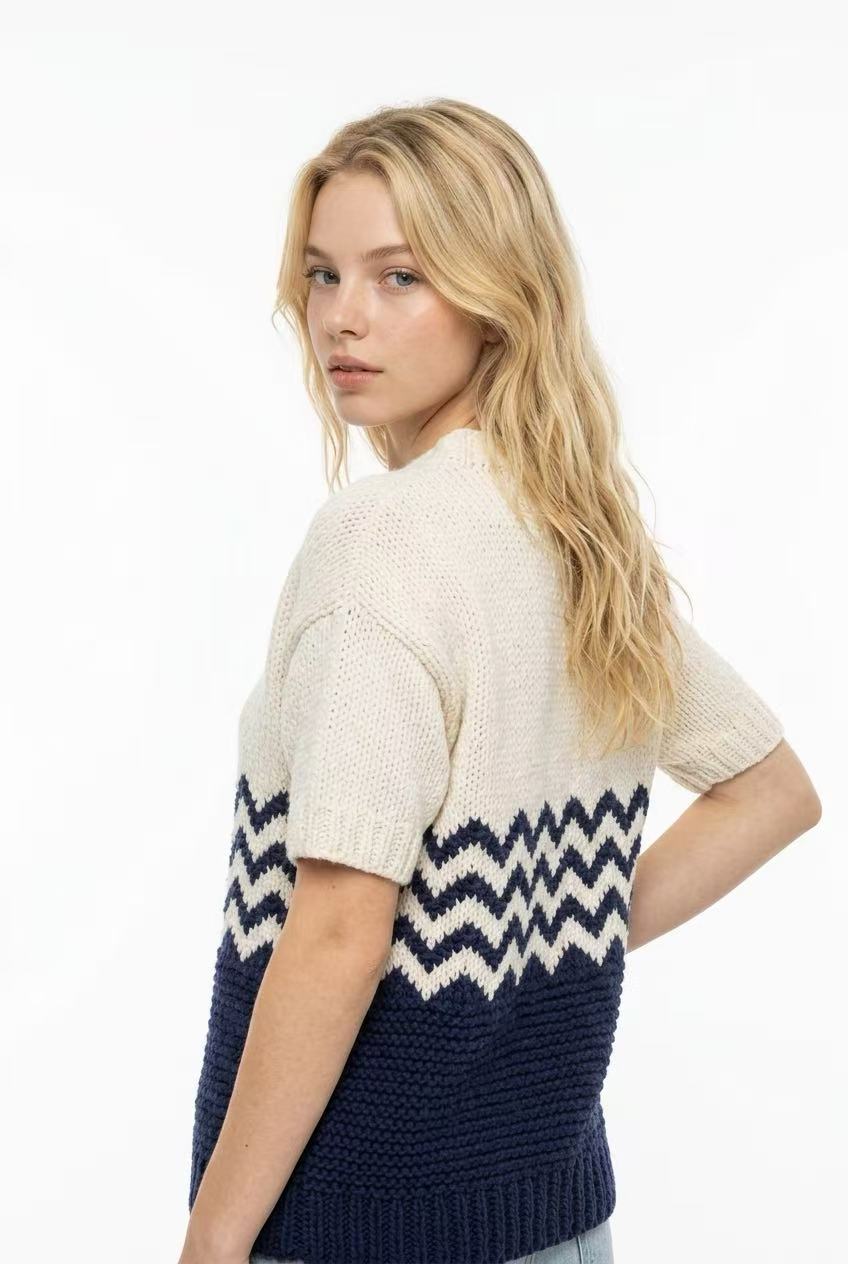 Hand-knitted Jacquard Short-sleeve Women's Pullover